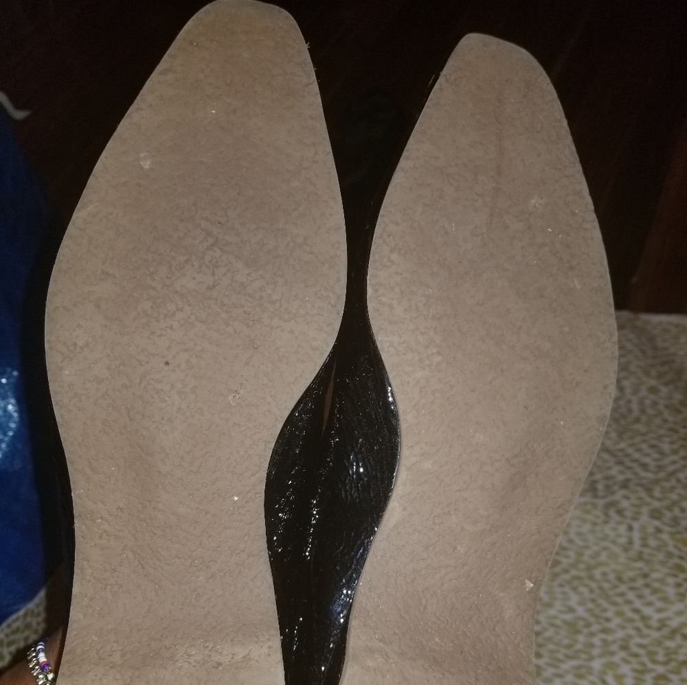 Shoes - Picture 2 of 2